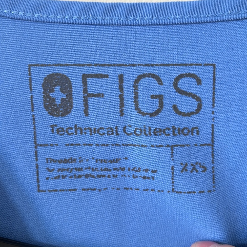 FIGS Casma Three Pocket Scrub Top Capri Blue Size XXS - Picture 6 of 8